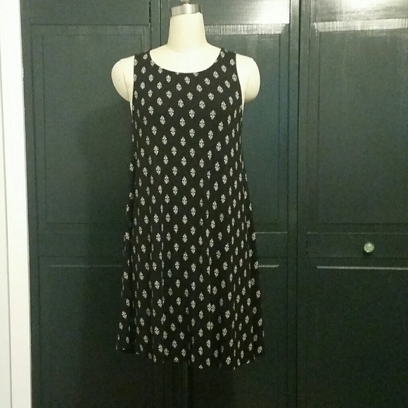 Old Navy Dress - Picture 1 of 3